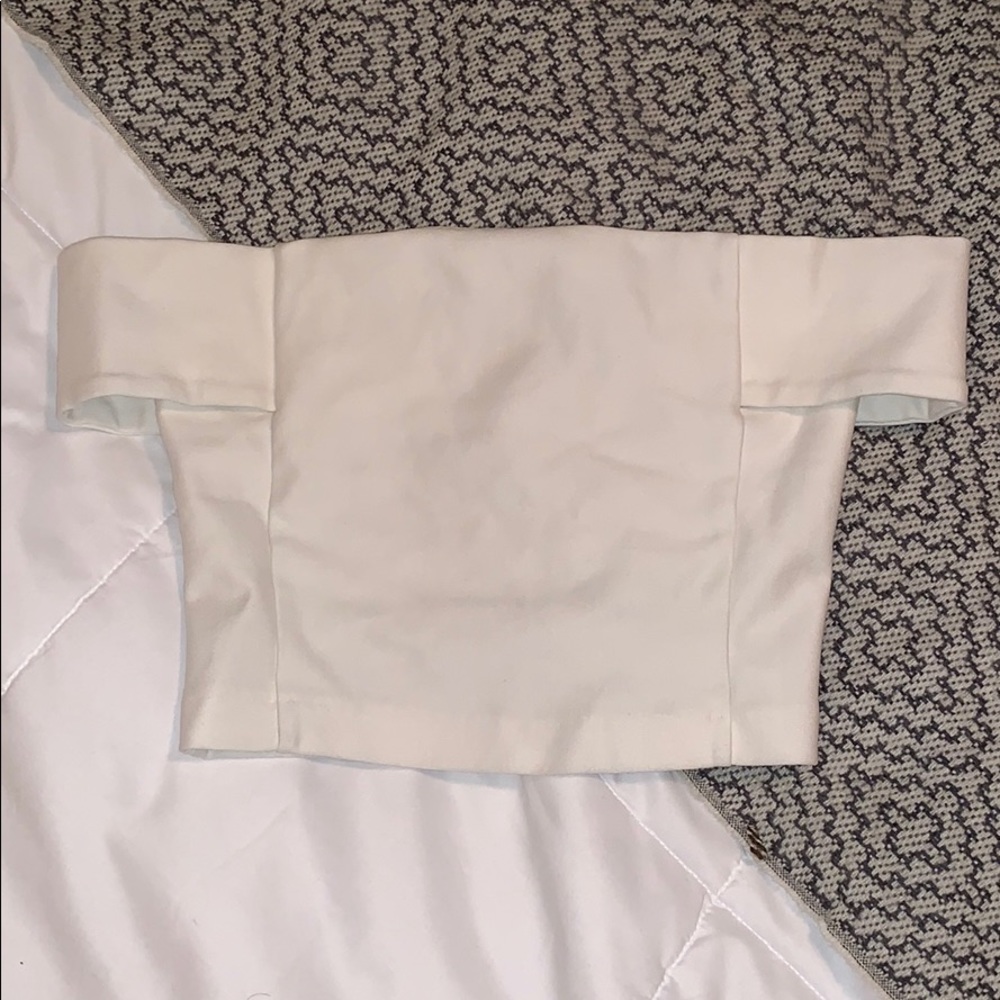 Off shoulder crop top